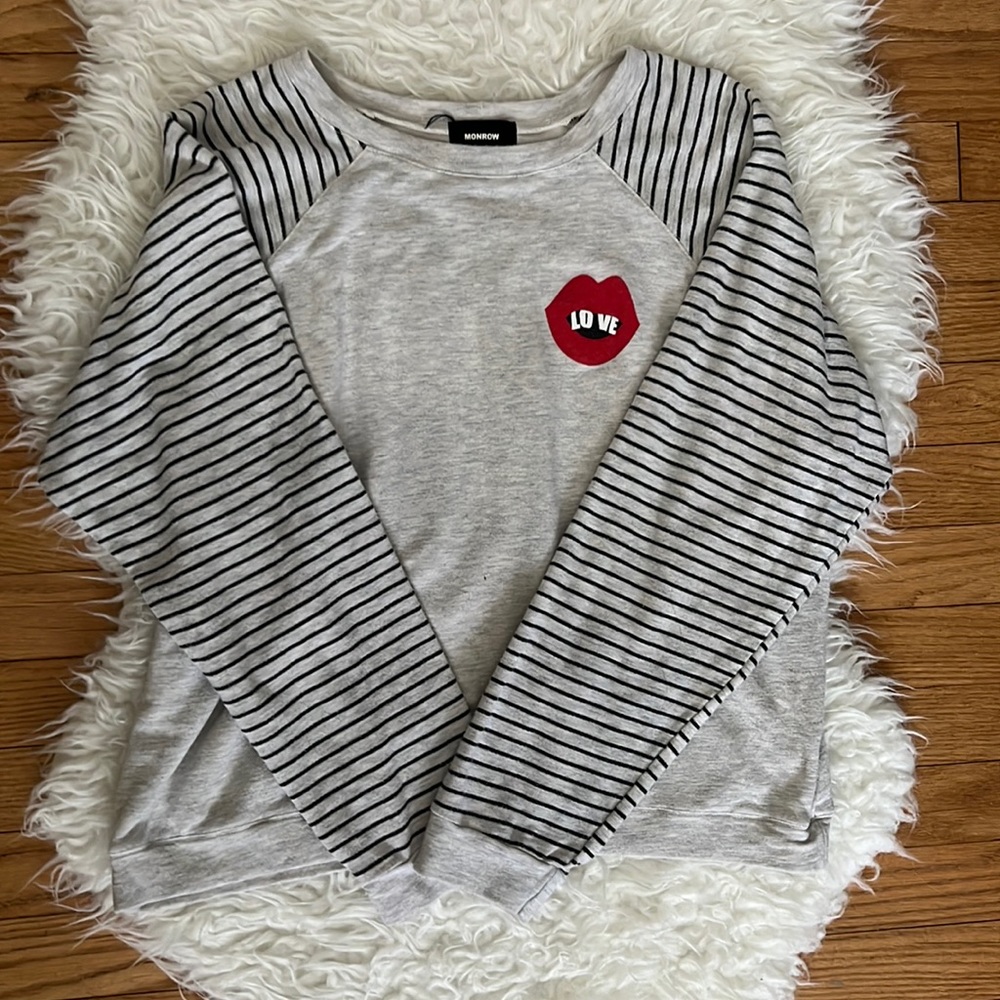Monrow Love sweatshirt